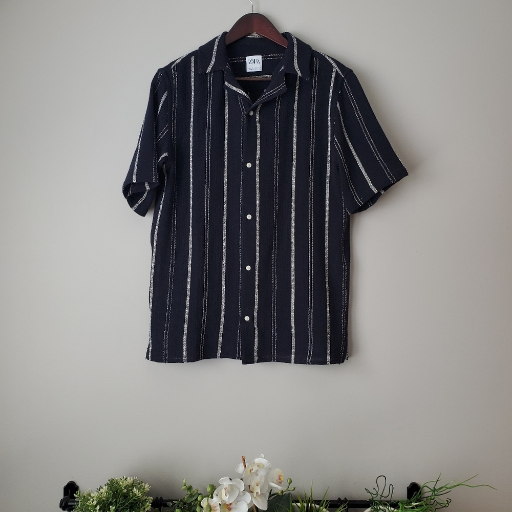 ❌SOLD❌ Zara // knit resort collar shirt